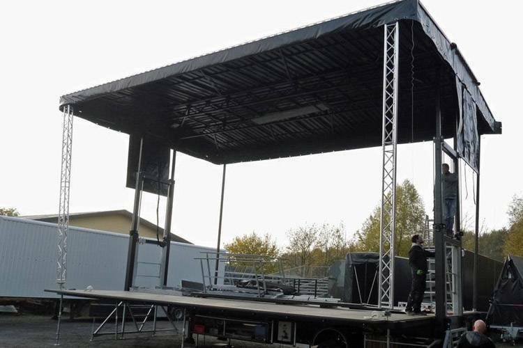 TrailerStage 80